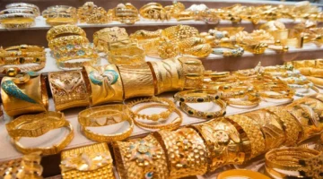 تراجع مفاجئ بالأسواق.. أسعار الذهب تسجل مستويات جديدة بختام تعاملات يناير 2026